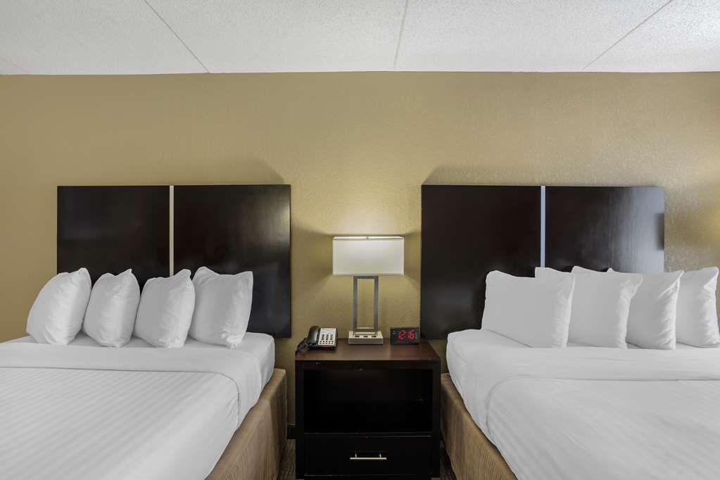 Best Western Harrisburg North Hotel - photo 28