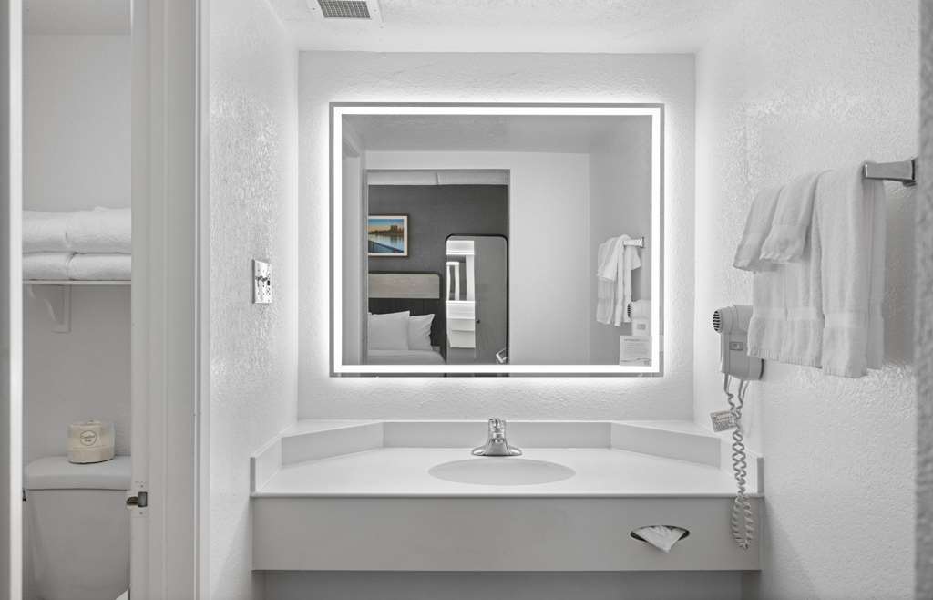 La Quinta Inn by Wyndham Stockton - photo 25