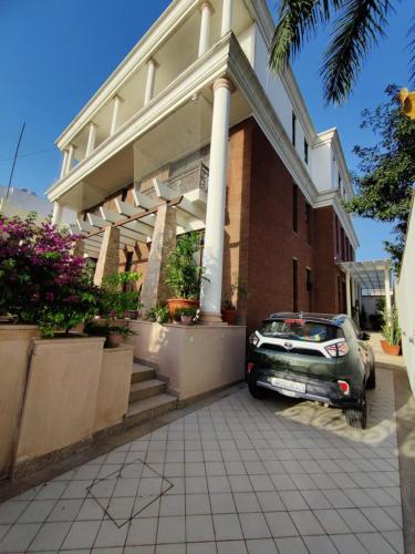Colonel's Abbey — 4-Star Luxury Hotel in Jaipur, India