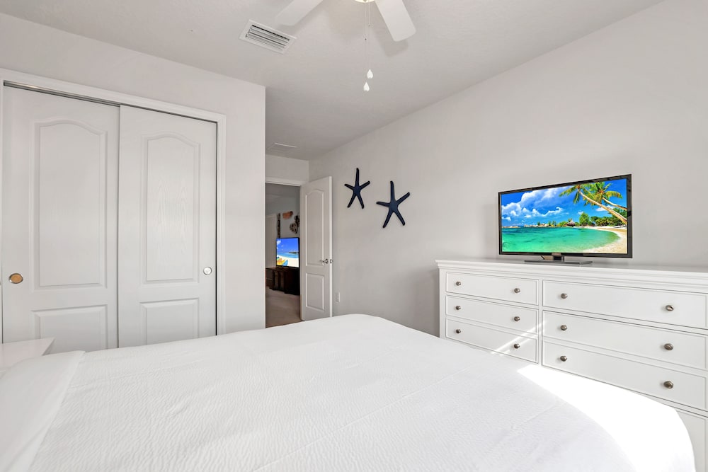 2030 Majorca Drive - photo 4