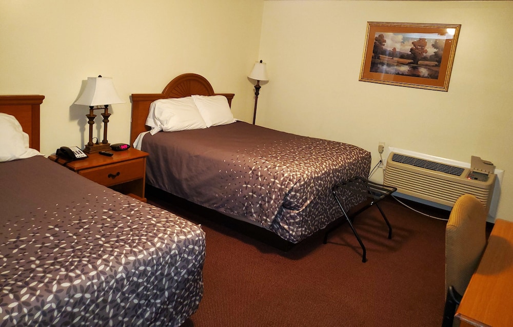 Turnpike Motel - photo 20