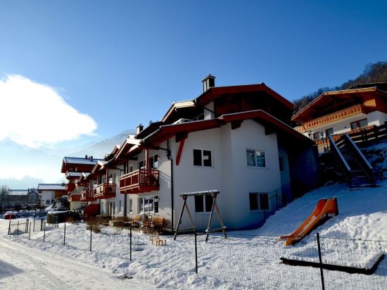 Appartement Tauernblick Top 6 Kaprun By Four Seasons Apartments — 4-Star Luxury Hotel in Kaprun, Austria