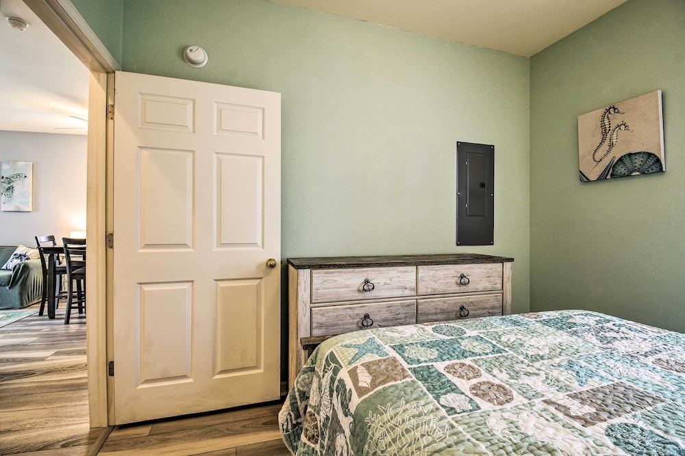 Sunset Beach Resort Condo in Golf Community - featured photo