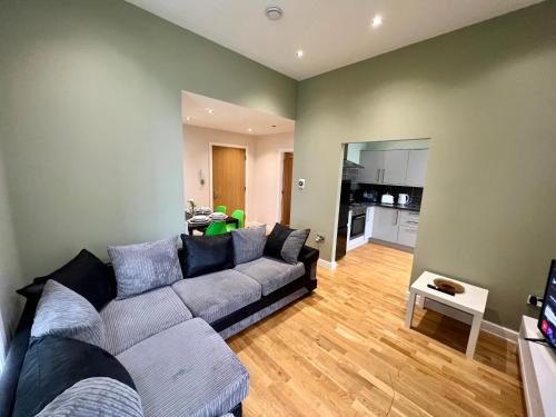 Edgerton Suites — 5-Star Luxury Hotel in Huddersfield, United Kingdom