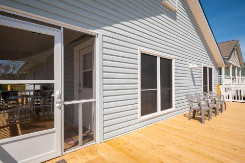 Changes In L'Attitude by Oak Island Accommodations - photo 36