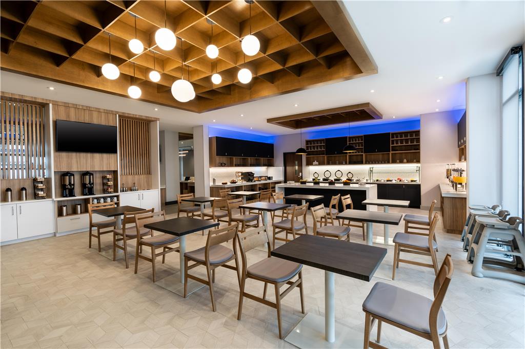 Hyatt Place Eagle Pass - photo 28