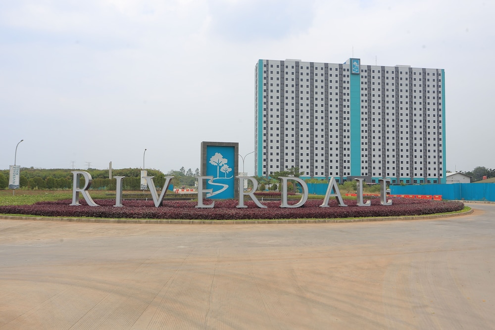Hotel O cikarang Serviced apartment at Riverdale in Cikarang, Indonesia