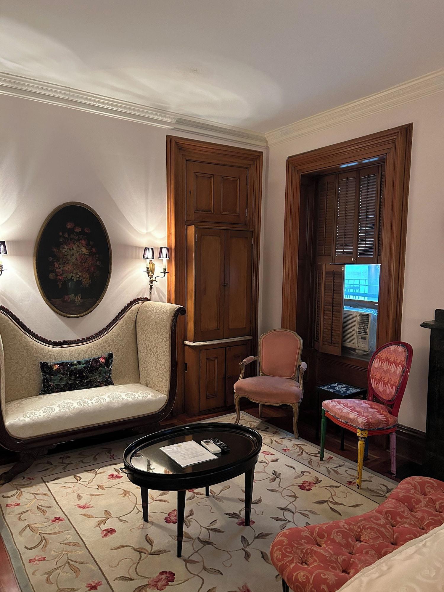 The Inn at Irving Place - photo 4