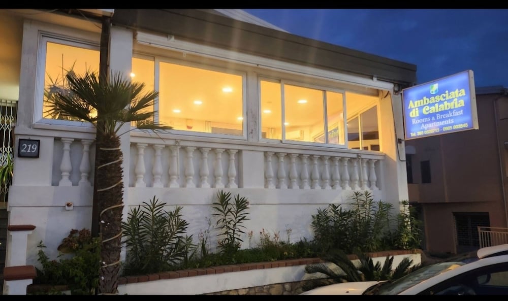 Ambasciata di Calabria Rooms&Breakfast — hotel in Santa Maria Del Cedro