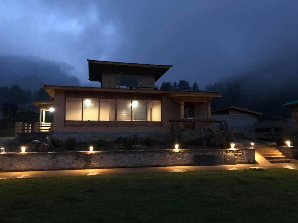 Kichu Resort Phobjikha in Wangdue Phodrang, Bhutan
