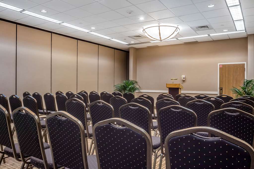 Comfort Suites Near Casinos Norwich Uncasville CT - photo 43