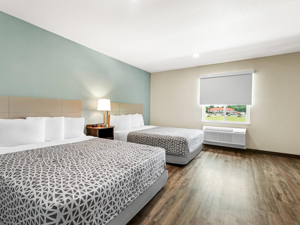 WoodSpring Suites Prattville Montgomery North - photo 15