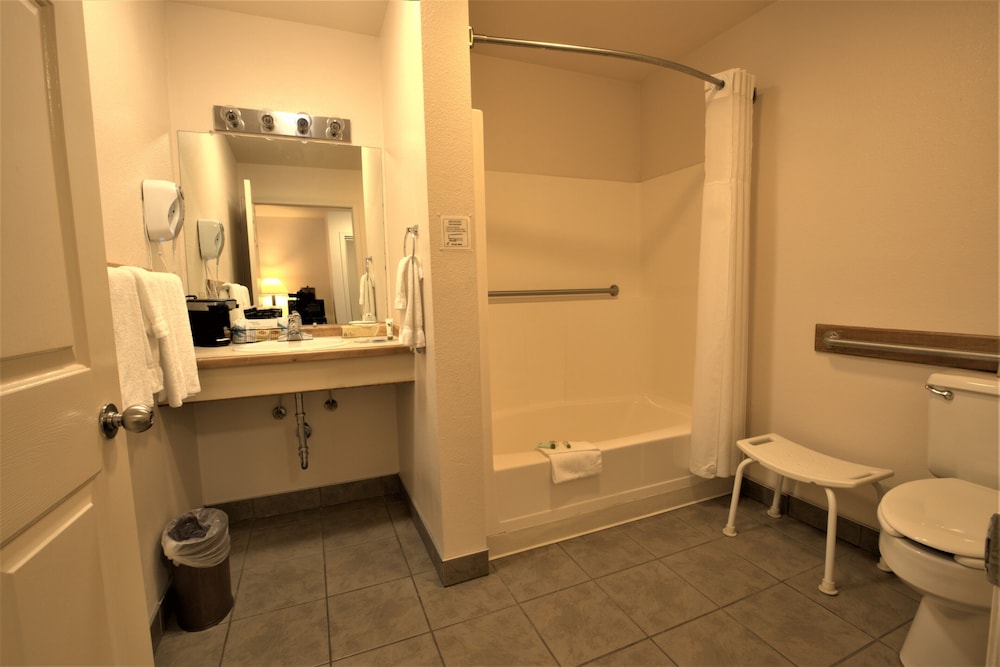 Clearwater 12 Motel - photo 17