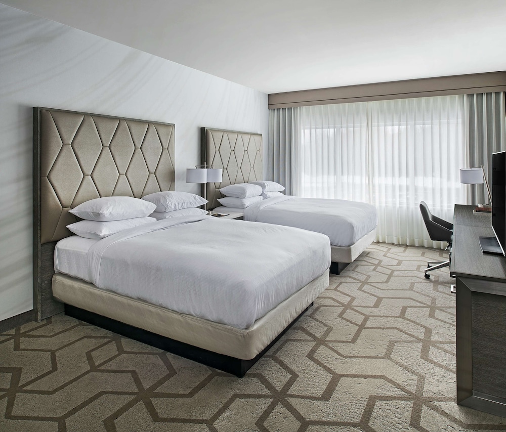 The Kingsley Bloomfield Hills a DoubleTree by Hilton - photo 47