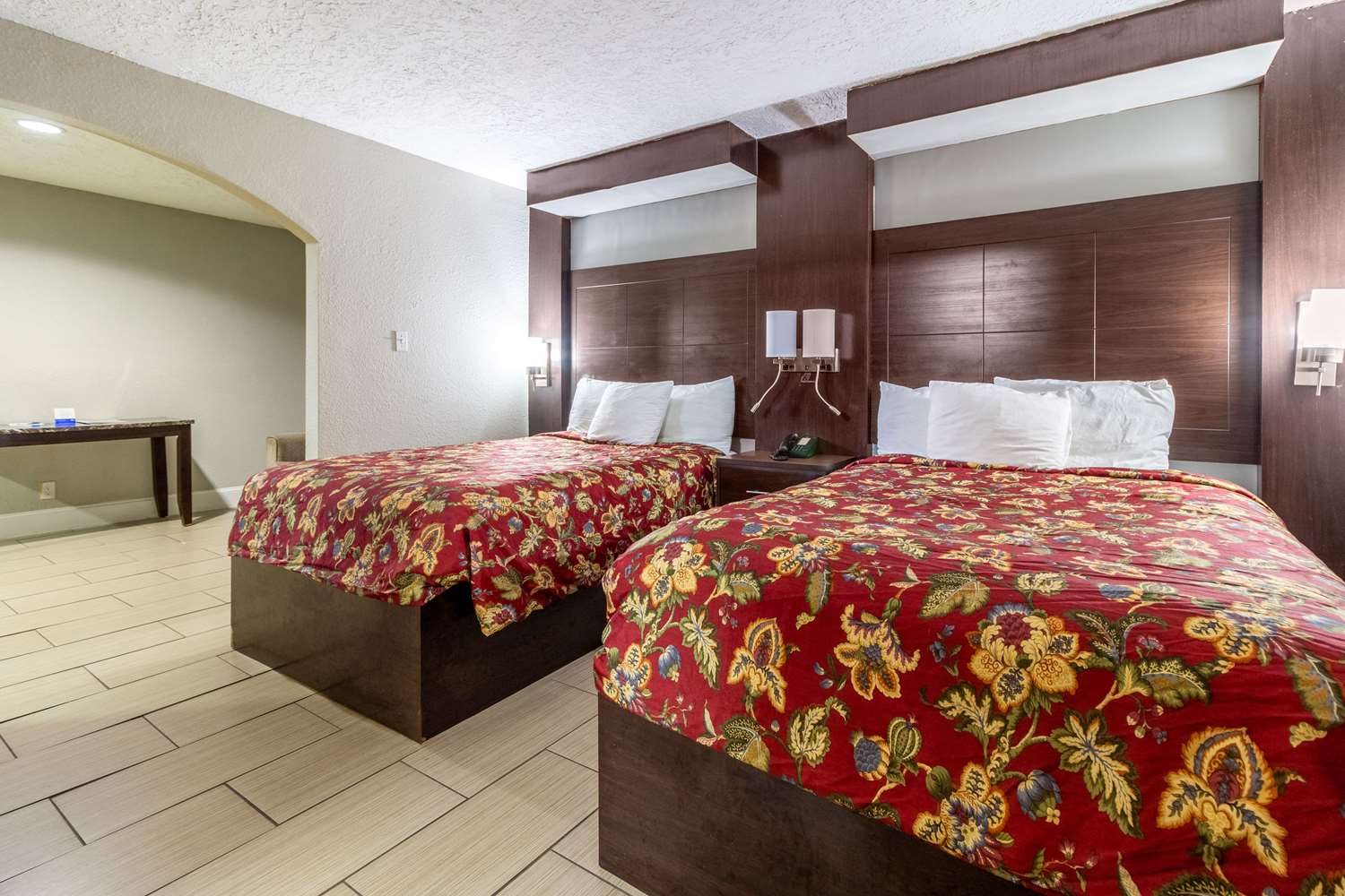Rodeway Inn & Suites Houston near Medical Center - photo 8