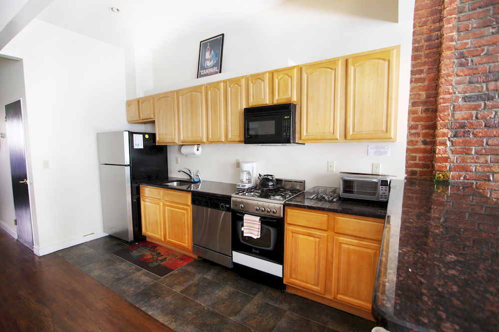 Luxury Suites Lenox Ave - photo 44