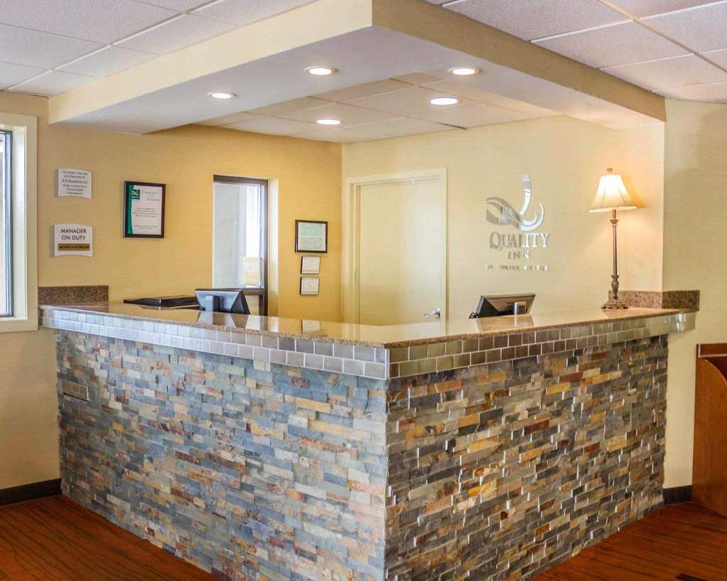 Quality Inn Waterbury East - photo 12