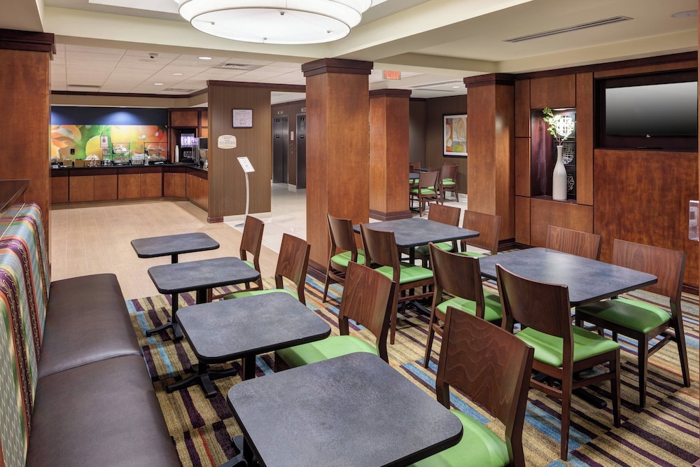 Fairfield Inn & Suites Phoenix Chandler Fashion Center - photo 29