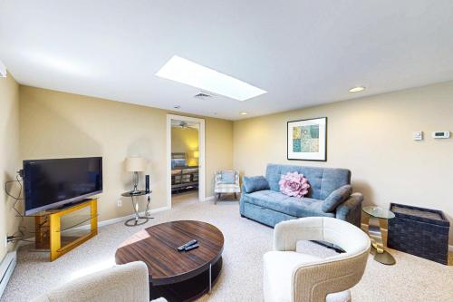 Town of Rehoboth Beach 38242 Robinson Dr. Unit #2 in Rehoboth Beach, United States