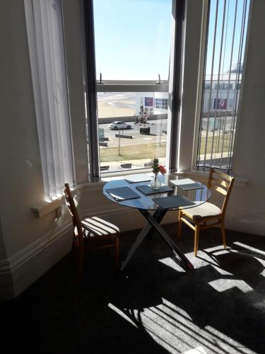 Southbay Holiday Flats Flat 2 — 4-Star Luxury Hotel in Bridlington, United Kingdom
