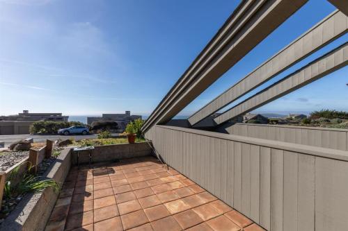 Bodega Bay Sonoma Coast Ocean Views 3 Bedroom Home — Bodega Bay — photo 2