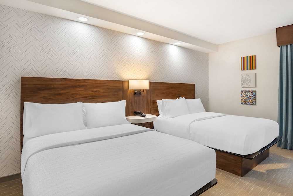 Hampton Inn Petersburg Fort Lee - photo 15