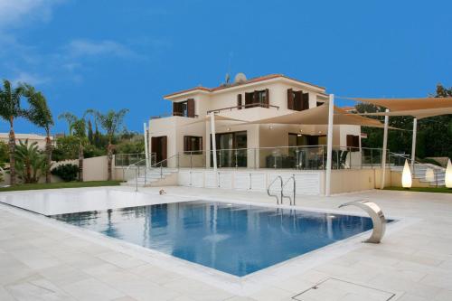 Villa Leonidas
