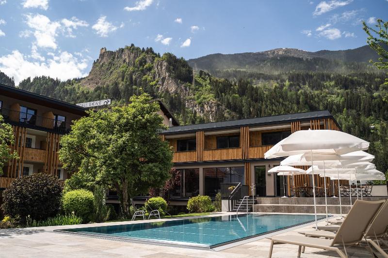 Hotel Post - carbon neutral hotel in Prutz