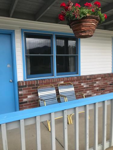 Four Seasons Motor Inn - photo 55