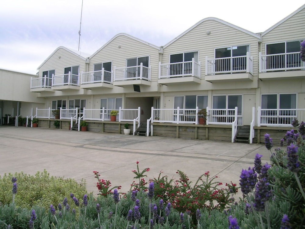 A Great Ocean View Motel in Apollo Bay, Australia