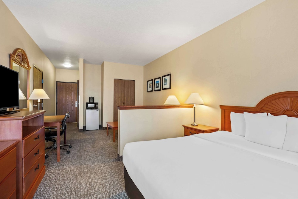 Comfort Inn & Suites Hermiston South - photo 24