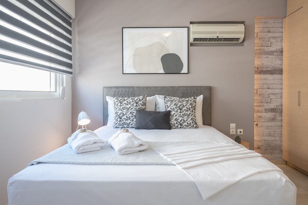 Luxury Loft with a Balcony by CloudKeys — 4-Star Luxury Hotel in Athens, Greece