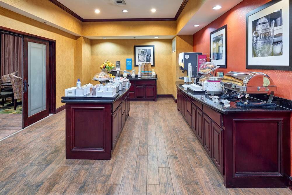 Hampton Inn & Suites Austin South Buda - photo 30
