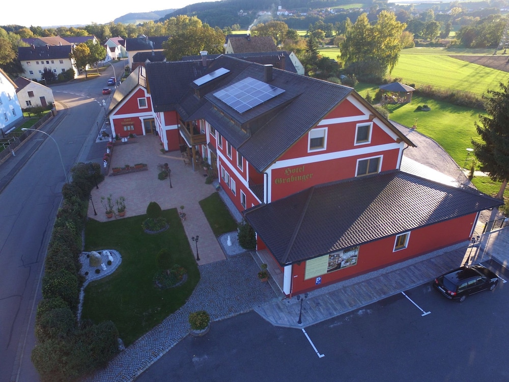 Hotel Grabinger — hotel in Schwandorf In Bayern