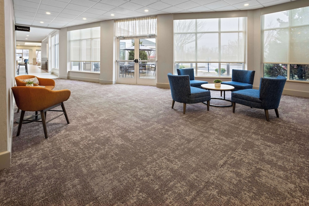 Hilton Garden Inn Milford - photo 36