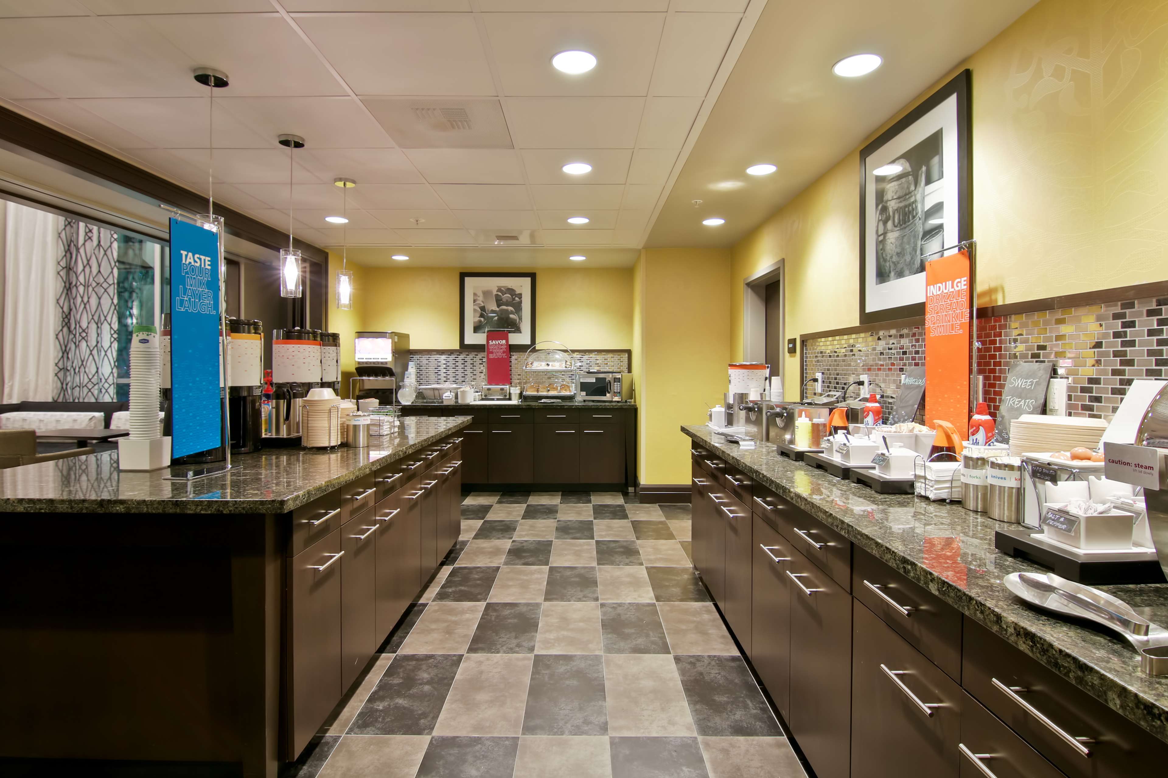 Hampton Inn & Suites Bellevue Downtown Seattle - photo 13