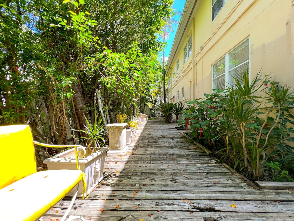La Casa A North Beach Village Resort Hotel - photo 37
