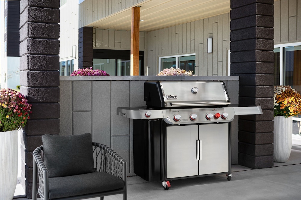 TownePlace Suites by Marriott Iron Mountain - photo 20