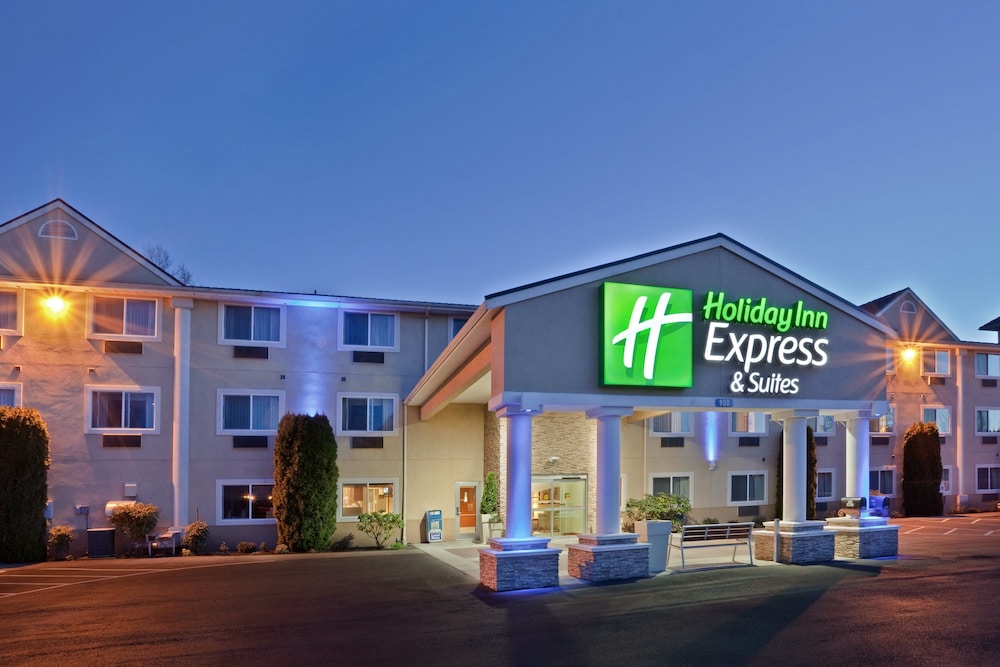 Holiday Inn Express & Suites Burlington by IHG in Burlington, United States