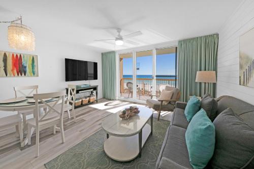 Pelican Beach 307 Beautiful Updated Unit — hotel near Destin Executive Airport