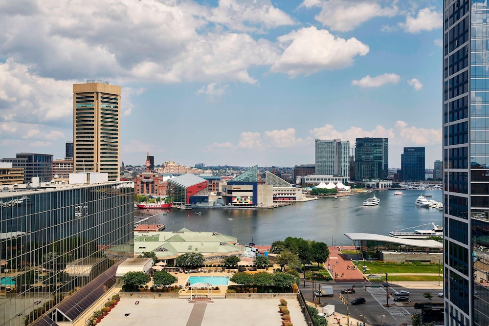 Sheraton Inner Harbor - photo 14