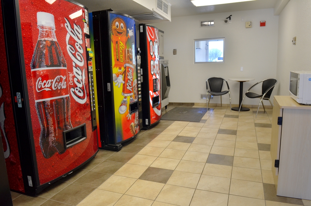 Motel 6 Santa Nella on i 5 - photo 33