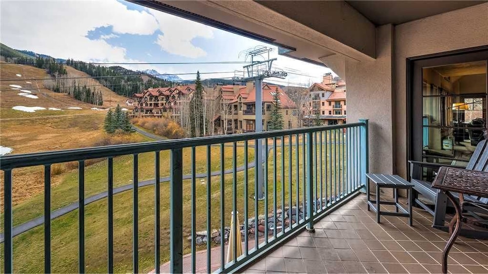 Plaza 403 — Telluride