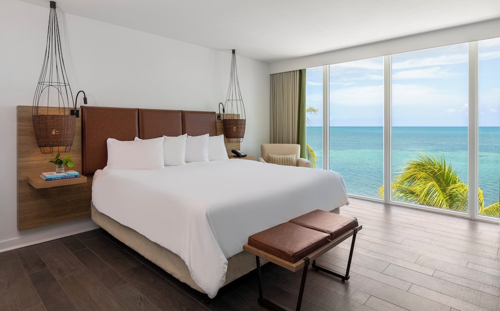 Amara Cay Resort - photo 9