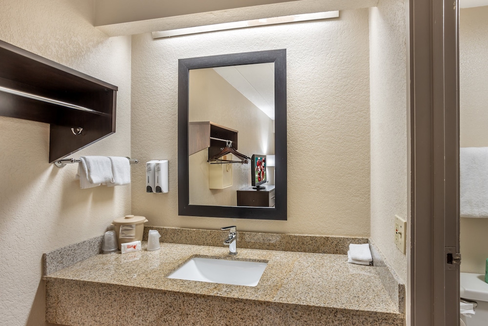 Red Roof Inn Danville PA - photo 33