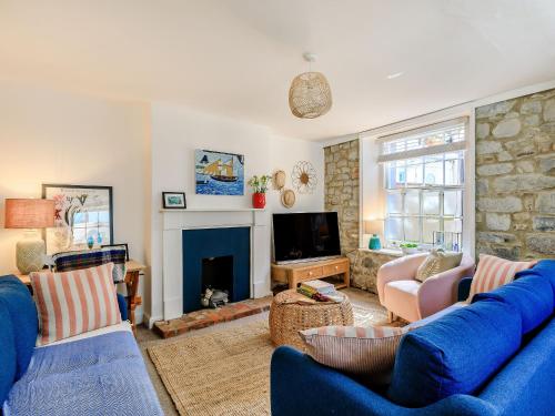 Samphire Cottage — 4-Star Luxury Hotel in Lyme Regis, United Kingdom