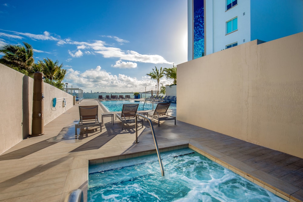 Mare Azur Design District Luxury Apartments — 4-Star Luxury Hotel in Miami, United States