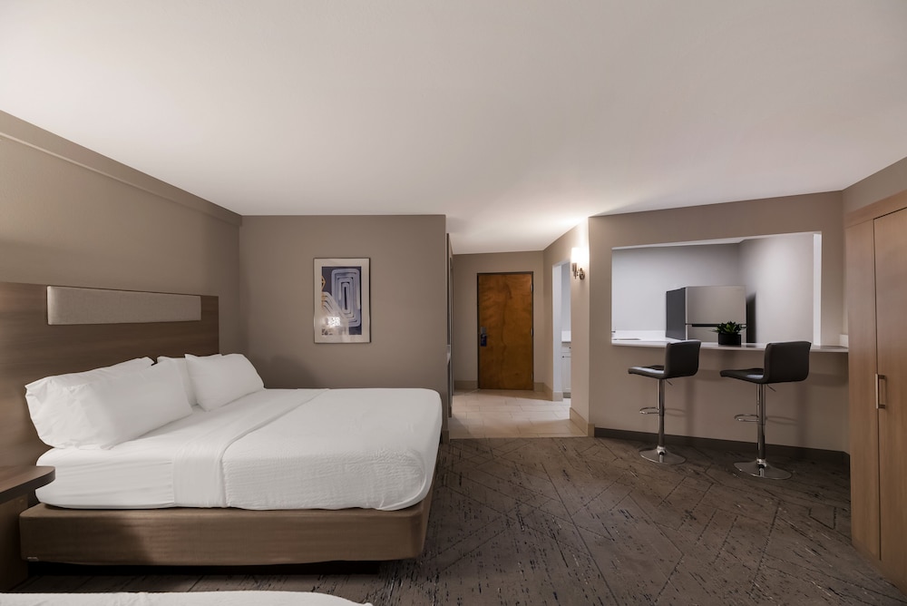 Holiday Inn Express Hotel & Suites The Villages by IHG - photo 21