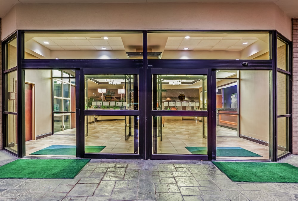 Holiday Inn Springdale Fayetteville Area by IHG - photo 54