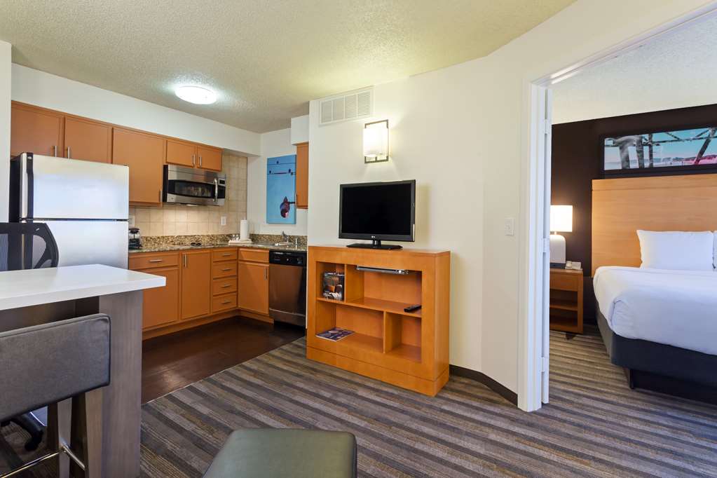 HYATT house Houston Galleria - photo 8